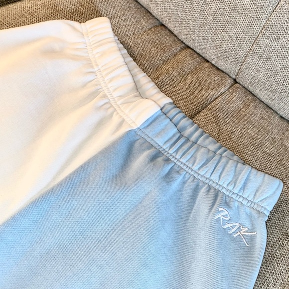Blue and white colour block sweatpants - Picture 2 of 5